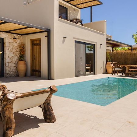 Hilaritas Luxury Suites Sea View, Private Pool & Jacuzzi Paradise Ratzaklíon 外观 照片