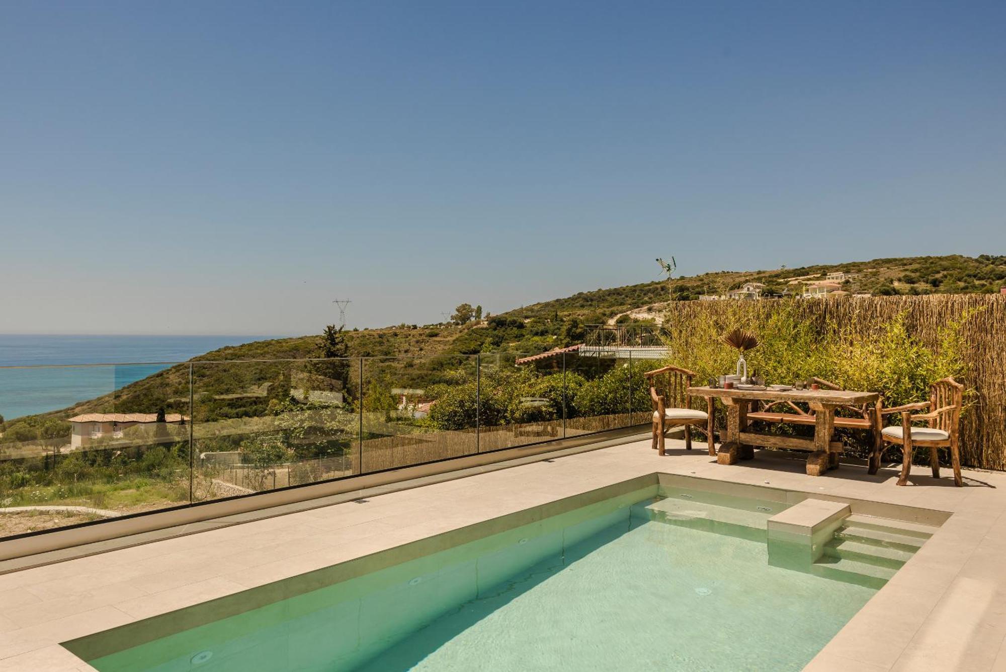 Hilaritas Luxury Suites Sea View, Private Pool & Jacuzzi Paradise Ratzaklíon 外观 照片