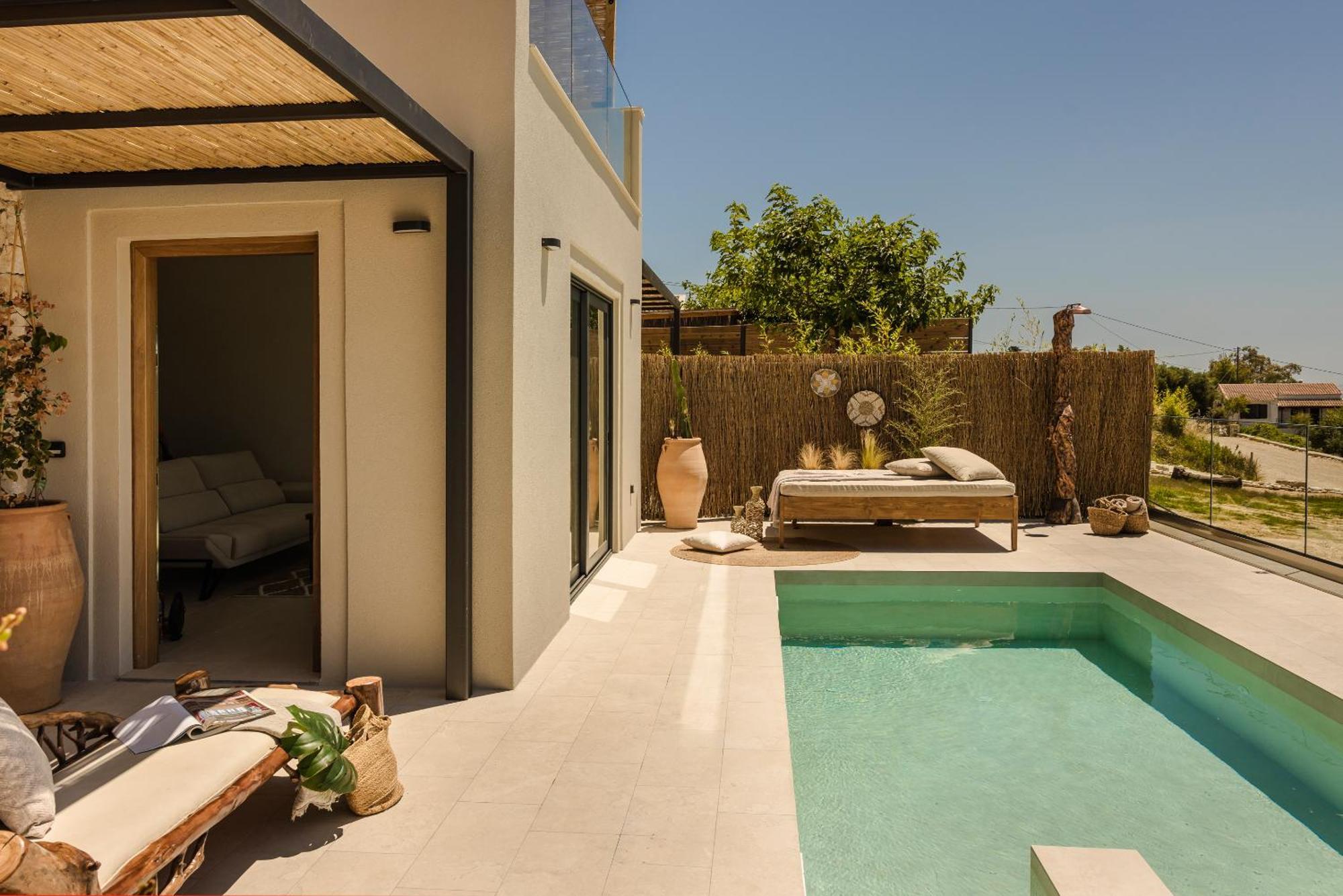 Hilaritas Luxury Suites Sea View, Private Pool & Jacuzzi Paradise Ratzaklíon 外观 照片
