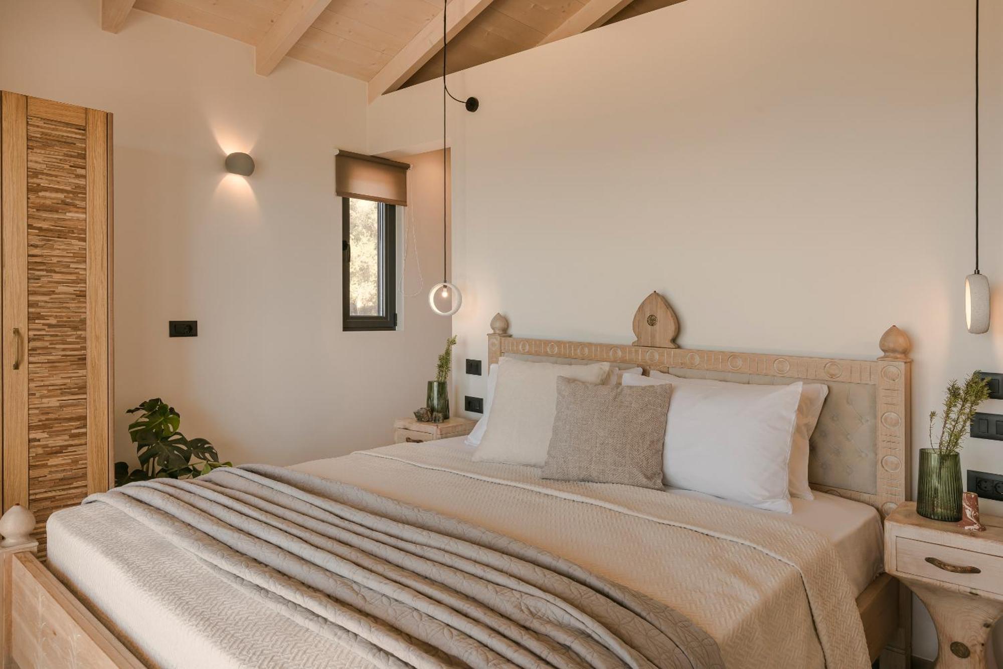 Hilaritas Luxury Suites Sea View, Private Pool & Jacuzzi Paradise Ratzaklíon 外观 照片