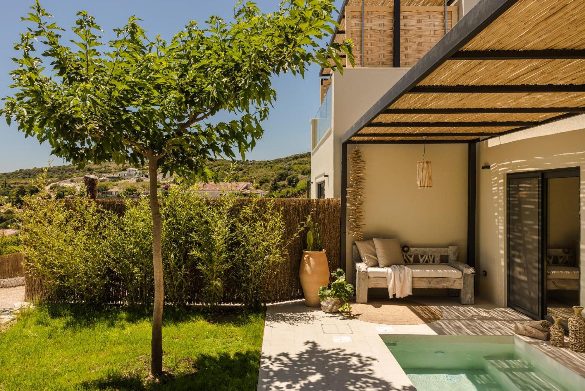 Hilaritas Luxury Suites Sea View, Private Pool & Jacuzzi Paradise Ratzaklíon 外观 照片