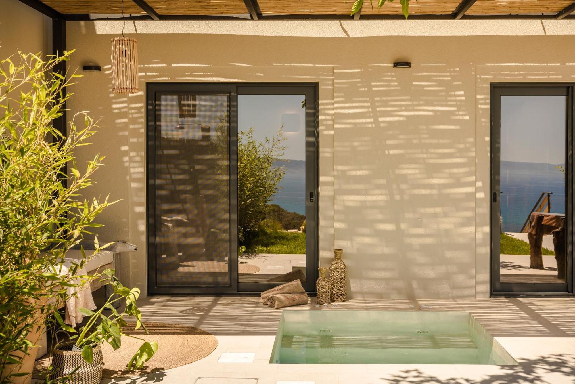 Hilaritas Luxury Suites Sea View, Private Pool & Jacuzzi Paradise Ratzaklíon 外观 照片
