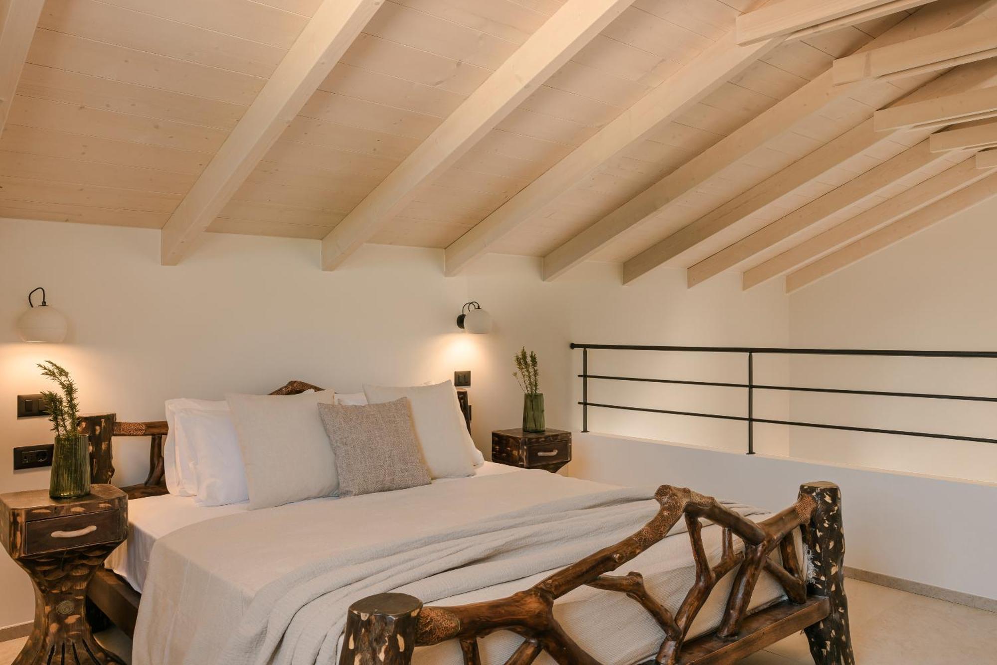 Hilaritas Luxury Suites Sea View, Private Pool & Jacuzzi Paradise Ratzaklíon 外观 照片